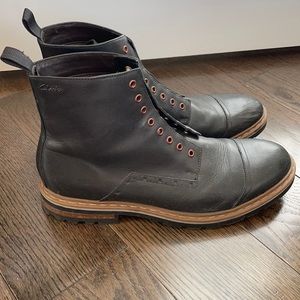 Clarks Men’s Black Leather Lace-up Boots 11.5